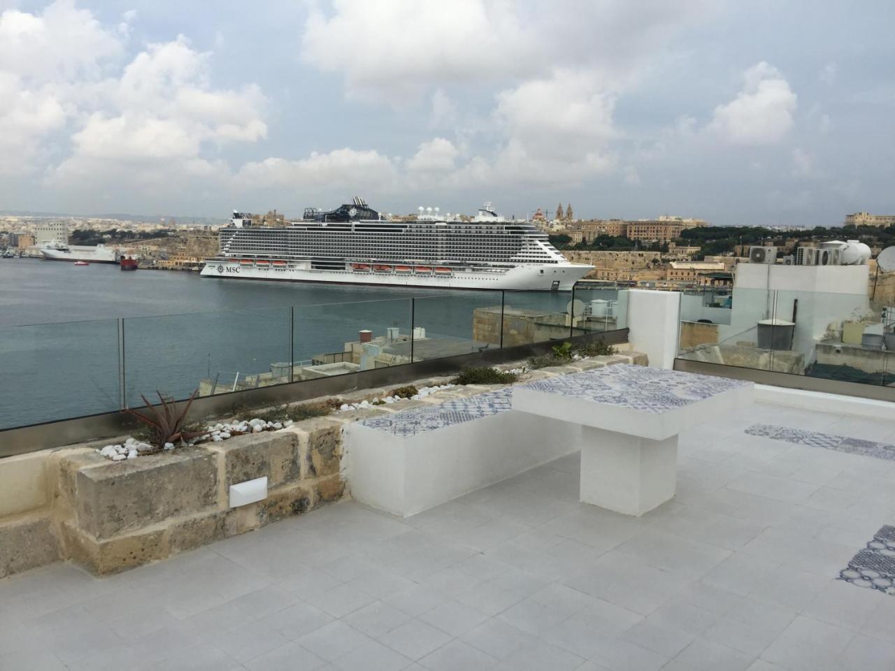 Апартаменты L-Isla-Valletta-Сенглея Экстерьер фото